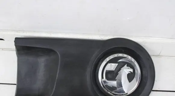 Opel Combo D Trunk door license plate light bar 