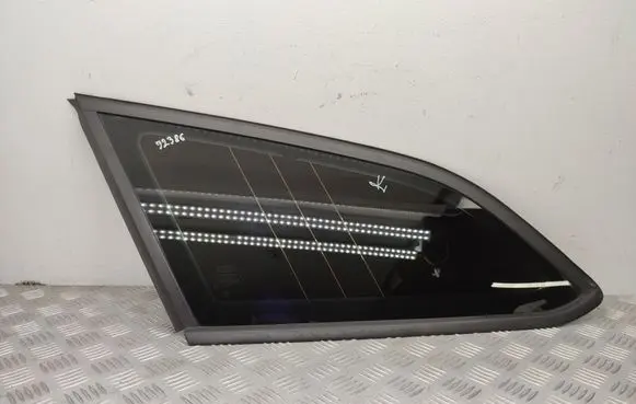 Ford Focus Rear side window 43R001582 BM51N297B01G