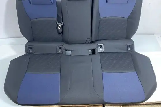 Toyota C-HR I Rear seat 