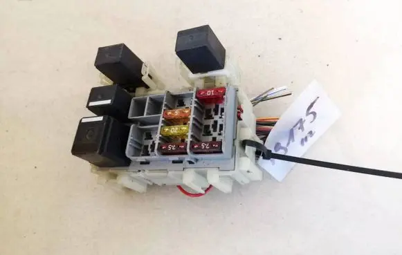 Ford Galaxy Fuse box set 6g9t14k131ca 6g9t-14k131-ca
