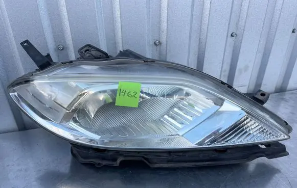 Honda FR-V Headlight/headlamp 082171155R
