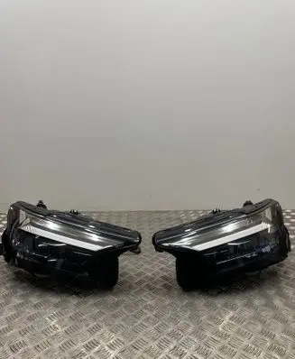 Audi Q4 e-tron Headlights/headlamps set 89a941033a 89a941034a