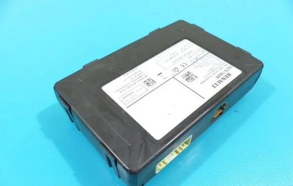 Renault Megane III Central body control module 282757969 IMPRK1226417