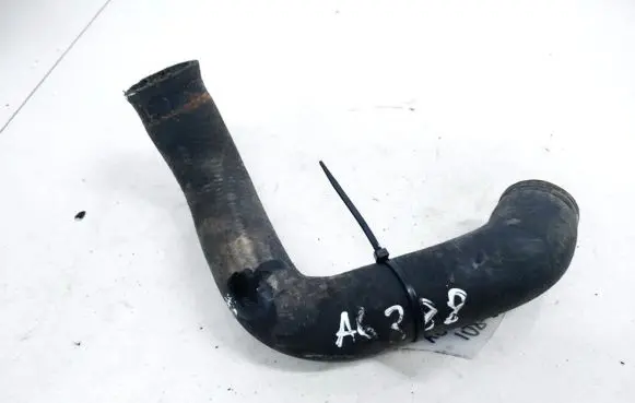 Opel Zafira A Engine coolant pipe/hose