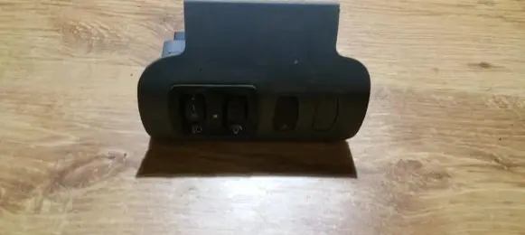 Traction control (ASR) switch