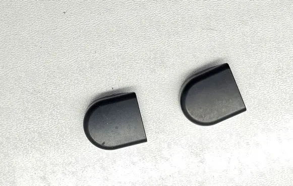 Toyota Avensis T270 Seat belt trim 