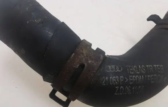 Volkswagen Golf VI Engine coolant pipe/hose 1K0121063P