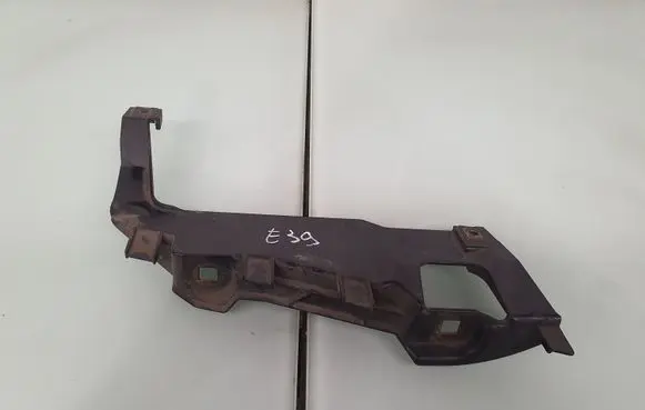 BMW 5 E39 Headlight/headlamp mounting bracket 63126904044