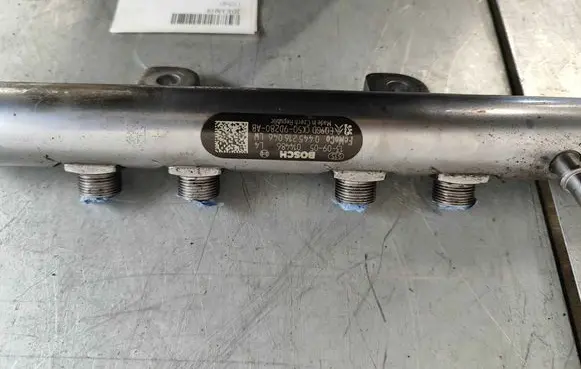 Fuel main line pipe