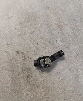 Toyota RAV 4 (XA20) Steering column universal joint 