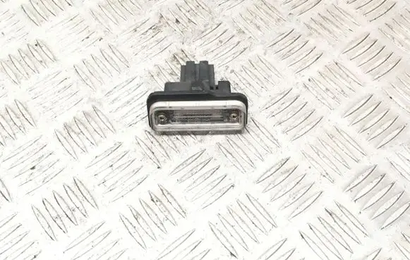 Mercedes-Benz E W211 Number plate light 153001 A2038200256 A04634