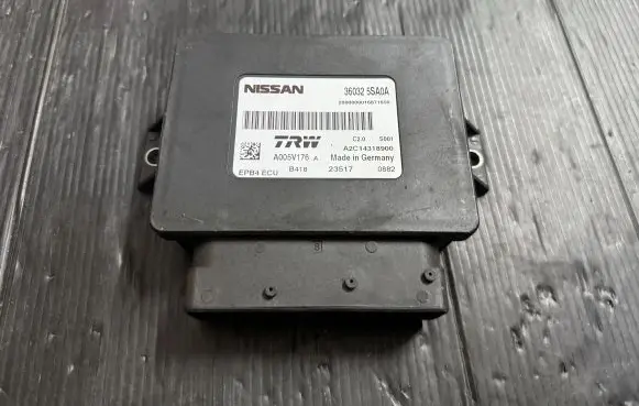 Nissan Leaf II (ZE1) Hand brake control module 360325SA0A A2C14318900 A005V176A