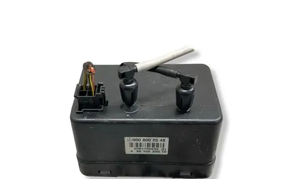 Mercedes-Benz CLK A209 C209 Central locking vacuum pump 0008002548 2051750232 A3510020010