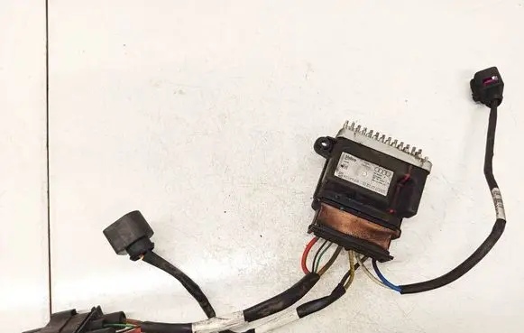 Audi A4 S4 B8 8K Coolant fan relay 8K0959501C