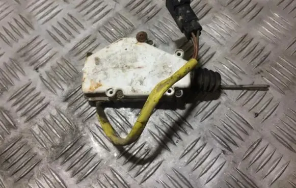 Volkswagen Sharan Central locking motor 7M0959775C 95VW9B241AB