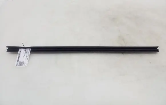 Mercedes-Benz S W221 Front door trim bar A2217250065
