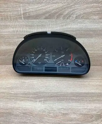 BMW 5 E39 Speedometer (instrument cluster) 8381198 110008735
