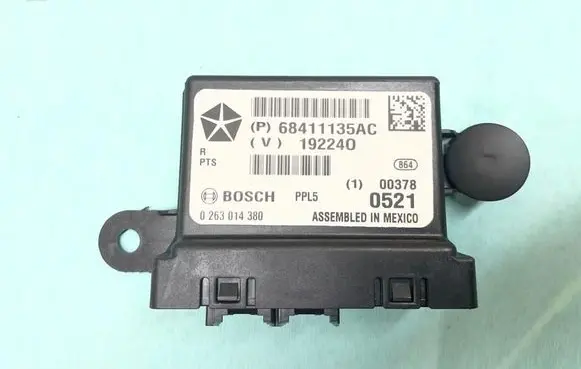 Jeep Grand Cherokee Parking PDC control unit/module 68411135AC