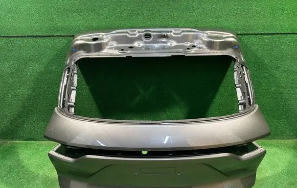 Porsche Cayenne (9Y0 9Y3) Tailgate/trunk/boot lid 9Y0KLAPATYL