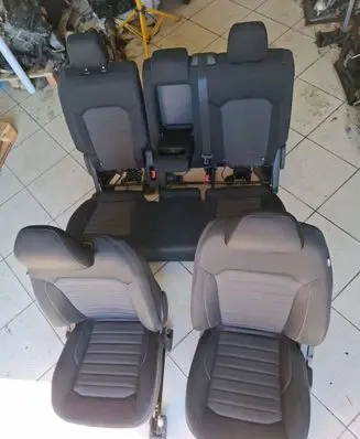 Seat set