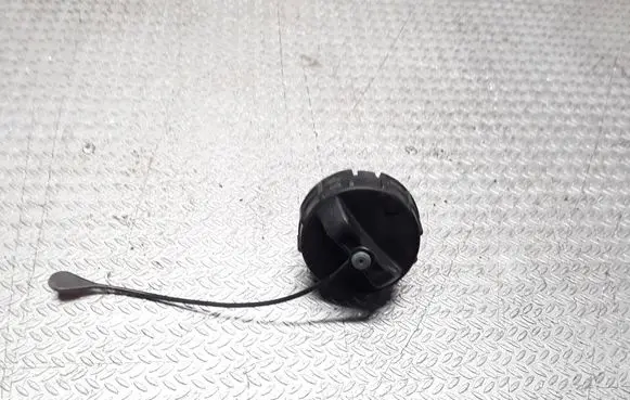 Mitsubishi Lancer X Fuel tank filler cap 
