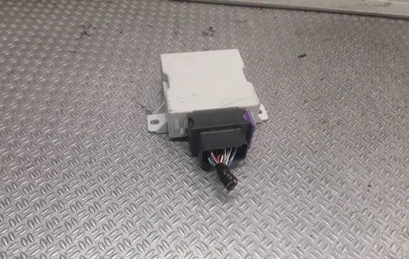 Toyota Avensis T250 Window wiper relay 150696