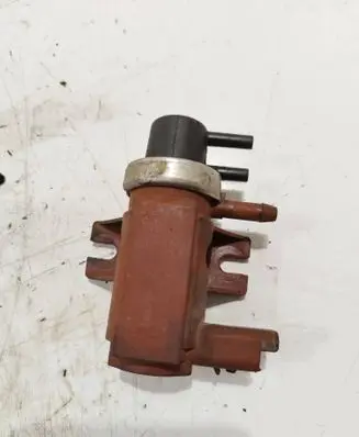 Volvo C30 Turbo solenoid valve 9652570180 70096803 07T262