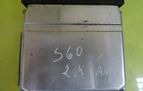 Volvo S60 Engine control unit/module 0281011078