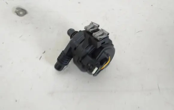 BMW 3 G20 G21 Electric auxiliary coolant/water pump 9880553 8840614 9398957