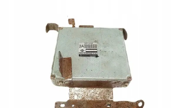 Nissan Primera Engine control unit/module MEC12040