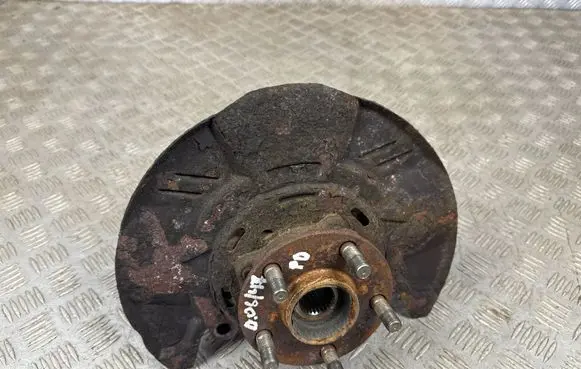 Subaru Outback Front wheel hub