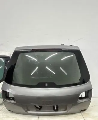 Tailgate/trunk/boot lid