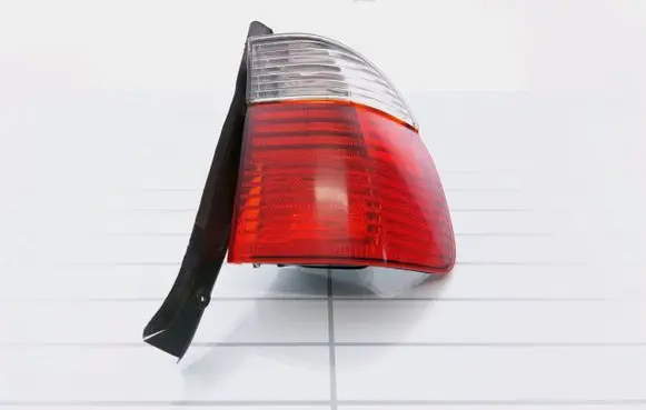 BMW 5 E39 Rear/tail lights 6902532