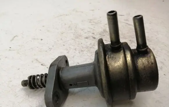 Ford Transit Mechanical fuel pump 954F9350AC