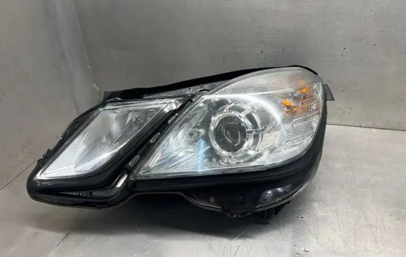 Mercedes-Benz E W212 Headlight/headlamp A2128208361 1LL01080003 0108000302759633