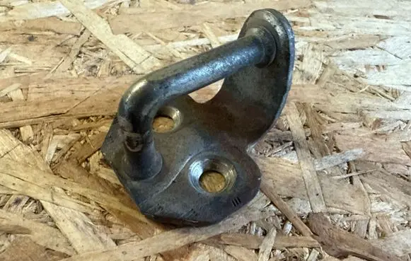 Alfa Romeo 159 Rear door lock loop/hook striker 