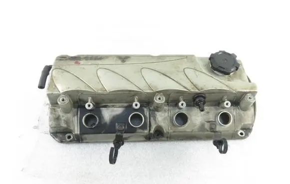 Mitsubishi Outlander Rocker cam cover 
