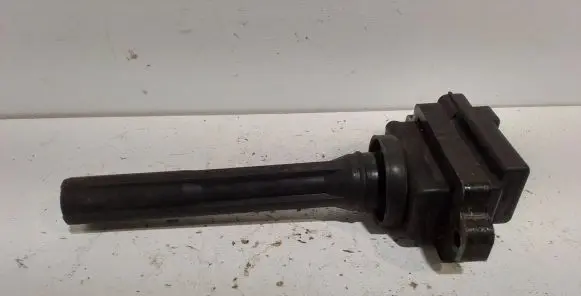 Suzuki Grand Vitara I High voltage ignition coil 3341077E2