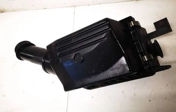 Ford Fiesta Air filter box 89ff9600ae 89ff-9600-ae