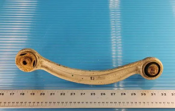 Mercedes-Benz E W212 Rear control arm 20409FI