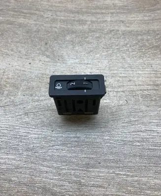 BMW 3 E36 Headlight level height control switch 8360882 21322000