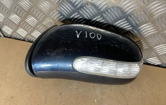 Mercedes-Benz C W203 Front door electric wing mirror
