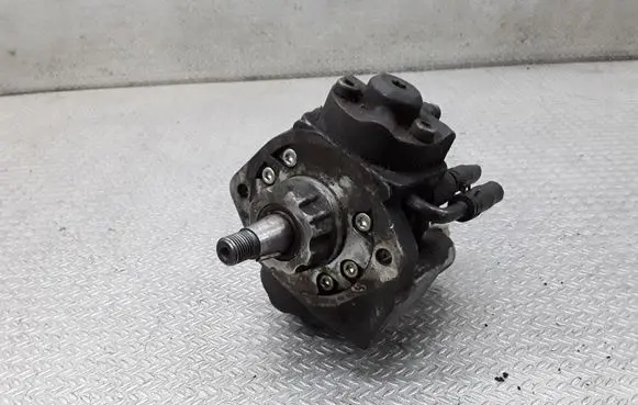 Mazda 6 Fuel injection high pressure pump 2940000041