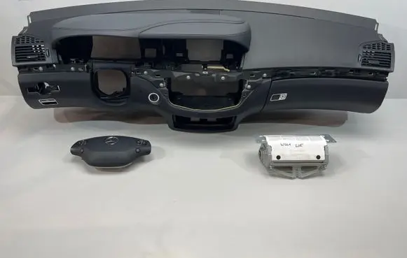Mercedes-Benz S W221 Dashboard