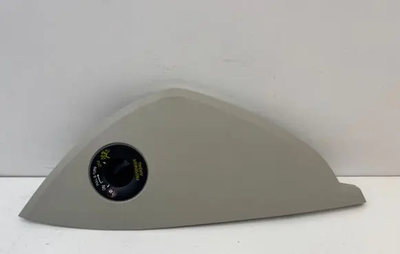 Volvo XC90 Dashboard side end trim 31363987