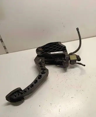 Volkswagen Golf VI Clutch pedal 1K1721059ES