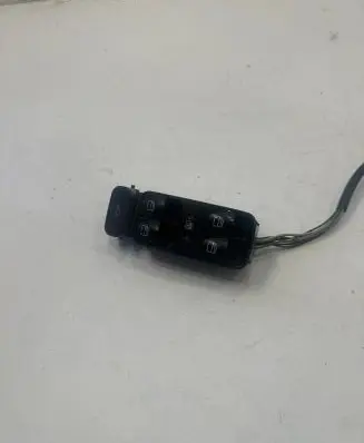 Mercedes-Benz C W203 Electric window control switch A2038210679 501955 140305F