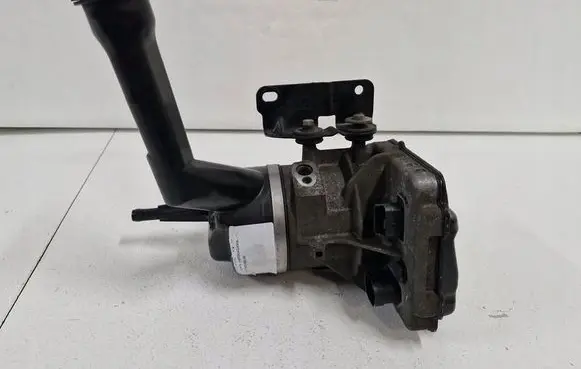 Peugeot 308 Power steering pump 9671691980