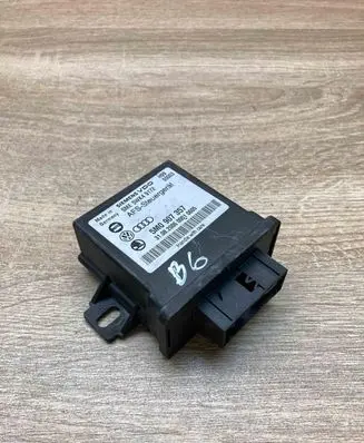 Volkswagen PASSAT B6 Light module LCM 5M0907357 5WK49172