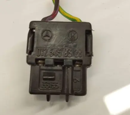 Mercedes-Benz E W124 other engine part 0125458328